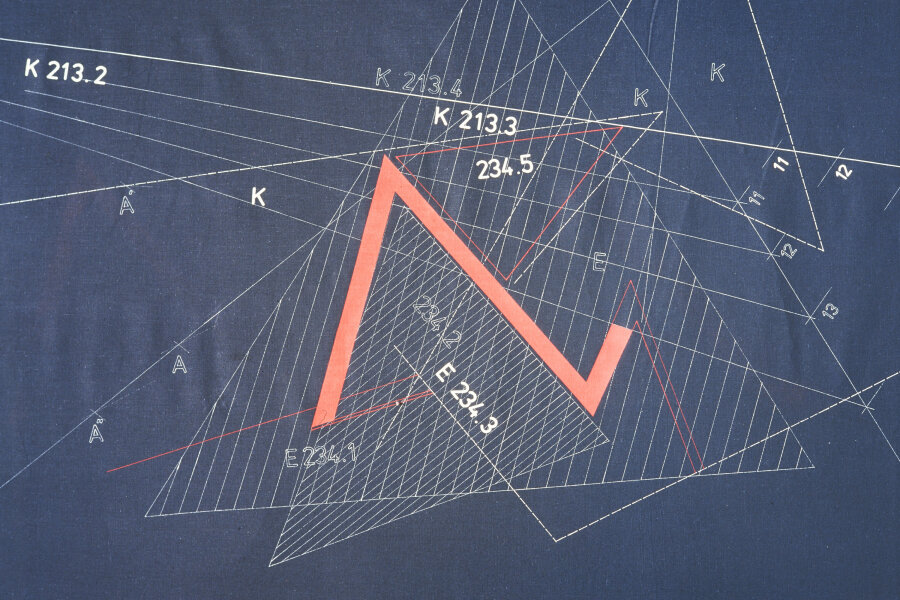 Vladimíra Sedláková, Projekt ASXI KTG 01, definice pojmu, detail, 1991, textil a tempera, 400 x 140 cm; foto: Libor Teplý